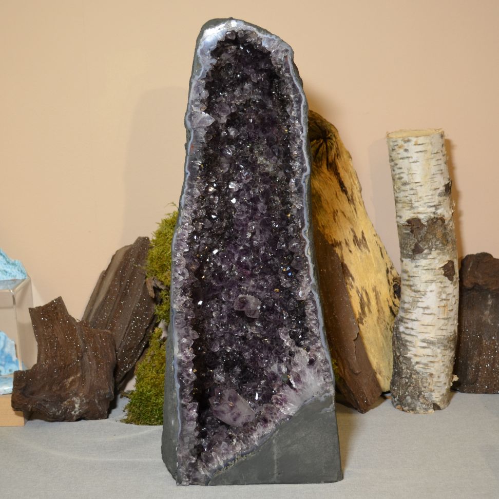 
                  
                    Amethyst-Druse Nr. 49
                  
                