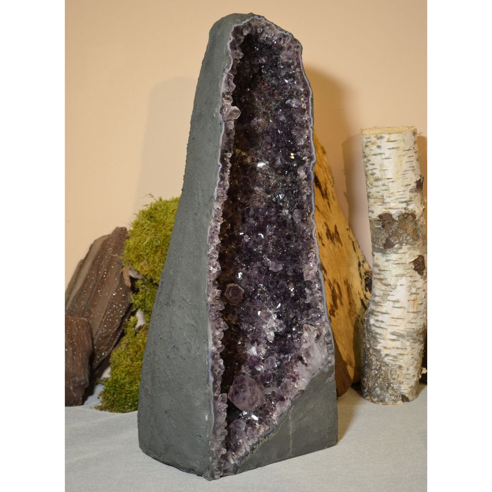 
                  
                    Amethyst-Druse Nr. 49
                  
                