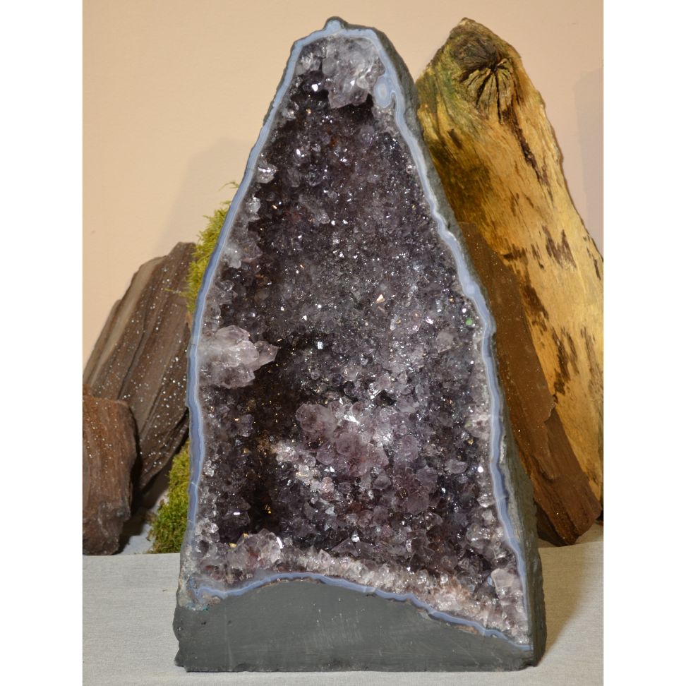 
                  
                    Amethyst-Druse Nr. 53
                  
                