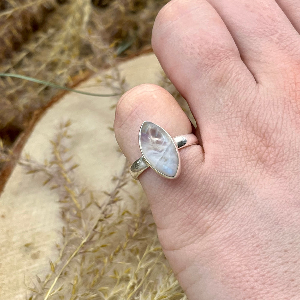 Weißer Labradorit / Mondstein Ring  925 Sterlingsilber Gr. 54