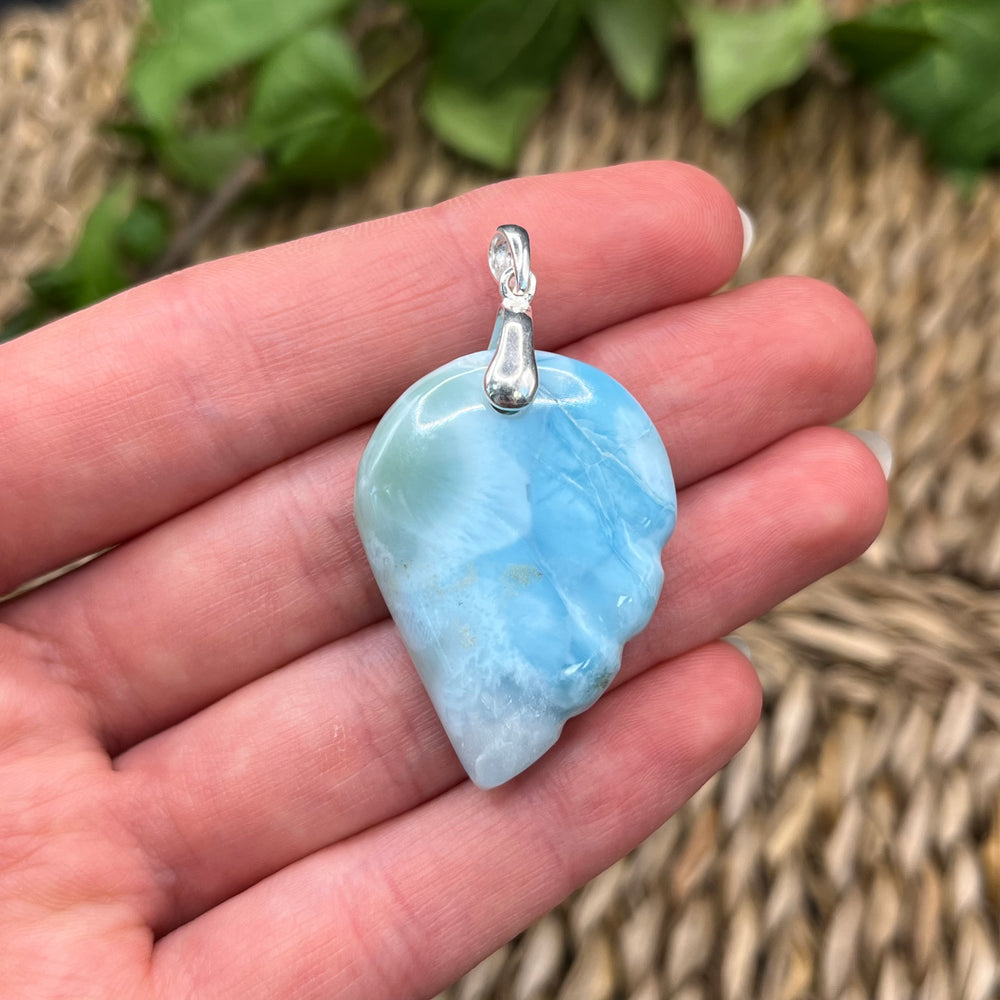 
                  
                    Larimar-Anhänger Flügel
                  
                