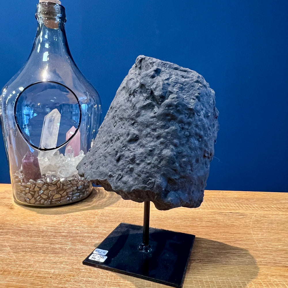 Achat-Geode auf Metallständer Nr. 2