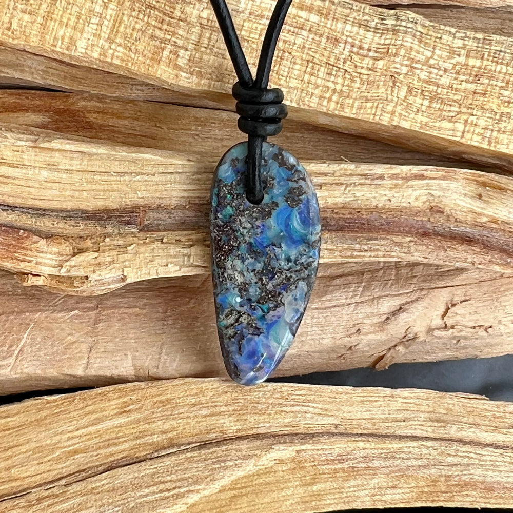 
                  
                    Boulder Opal Anhänger
                  
                