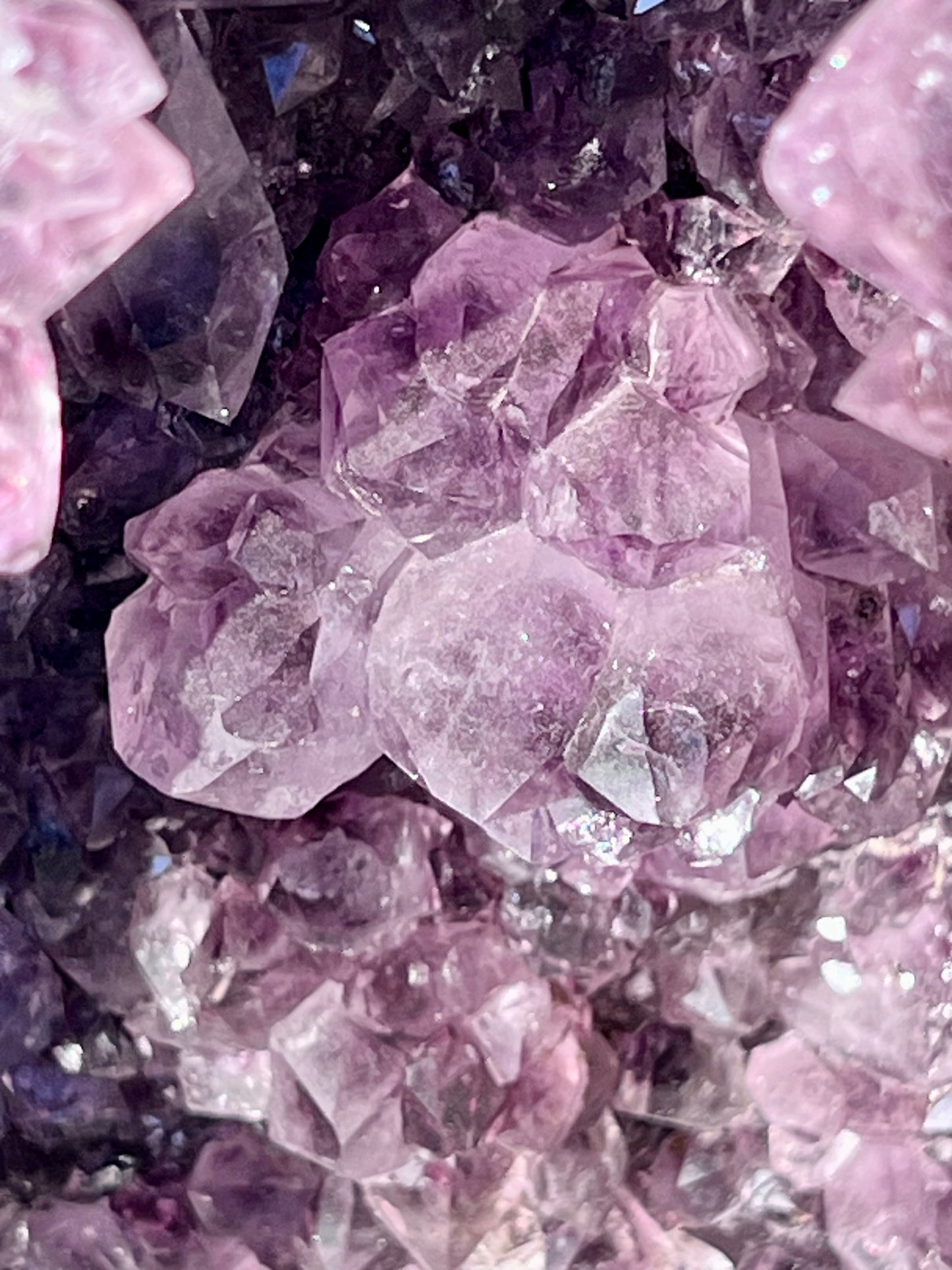 
                  
                    Amethyst-Druse
                  
                