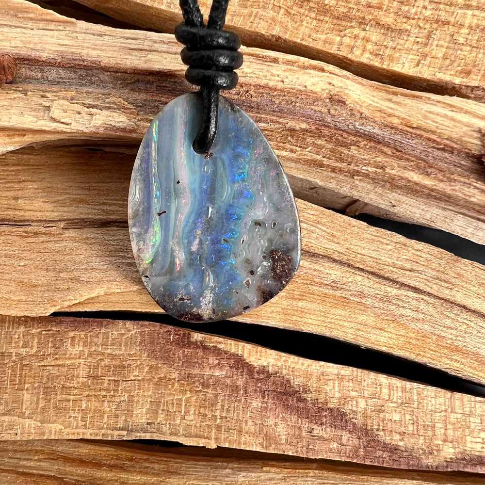 
                  
                    Boulder Opal Anhänger
                  
                