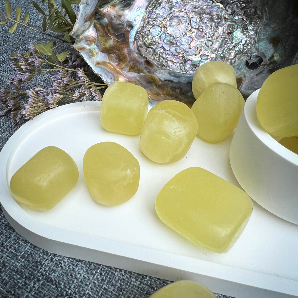 Limonen Calcit Trommelstein