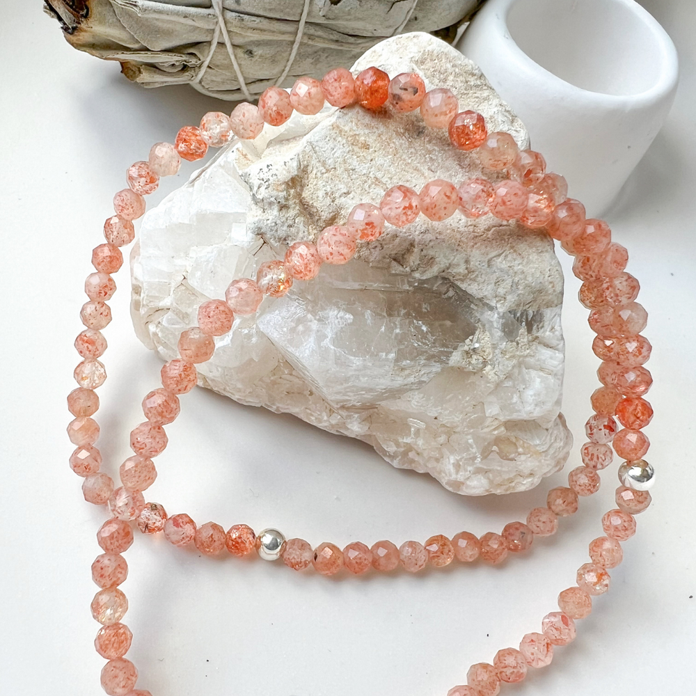 Armband aus Sonnenstein Menhir Facettiert
