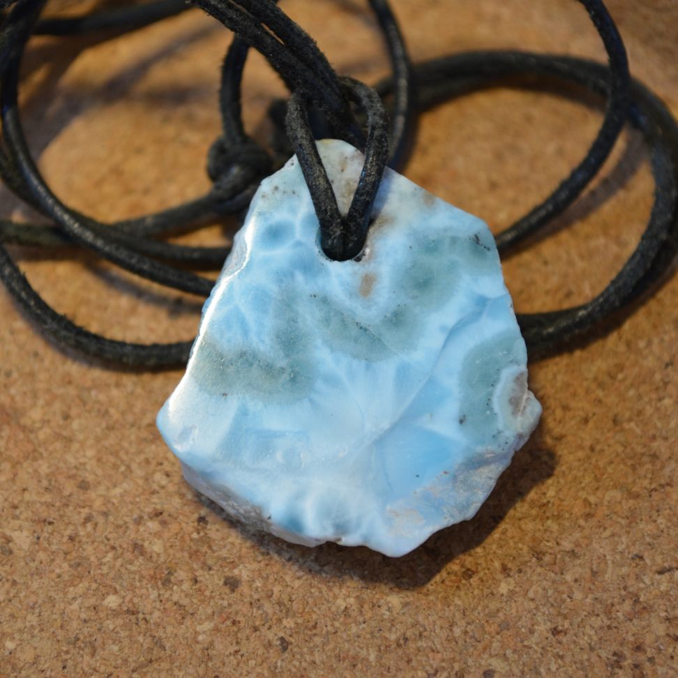 
                  
                    Larimar-Anhänger Nr. 2
                  
                