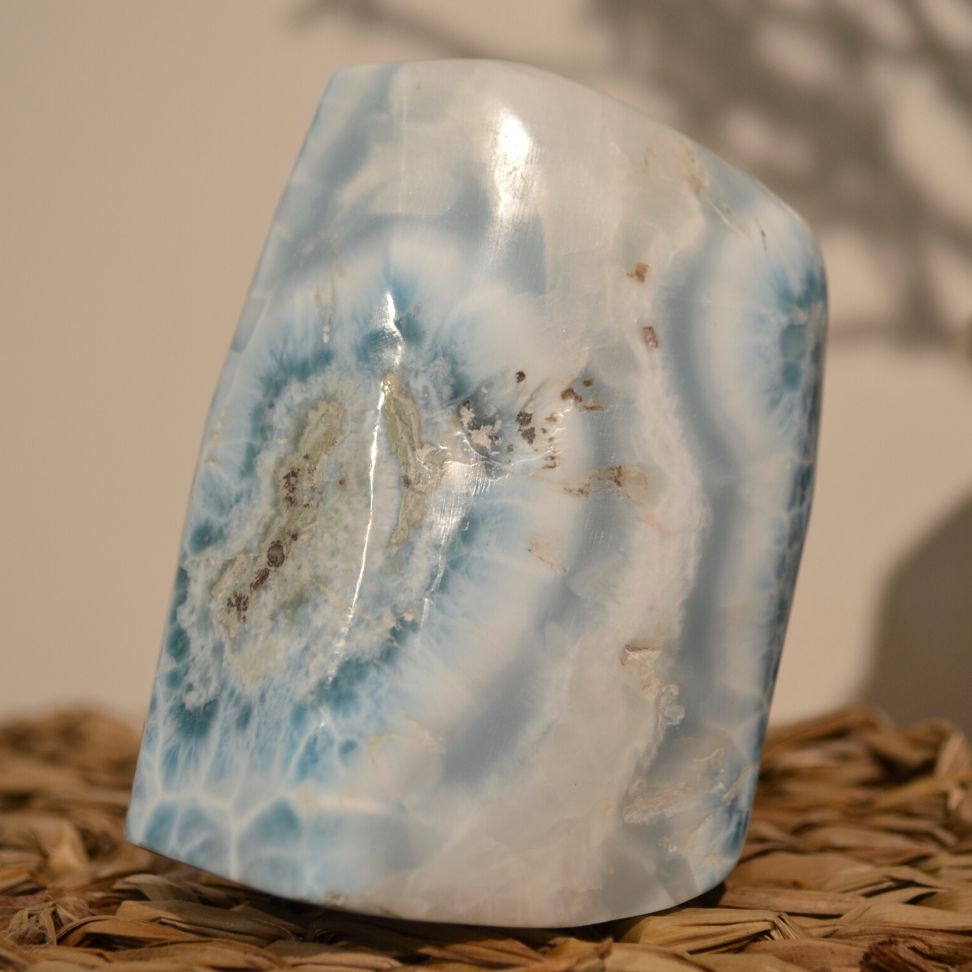 
                  
                    Larimar Free Form Nr. 1
                  
                