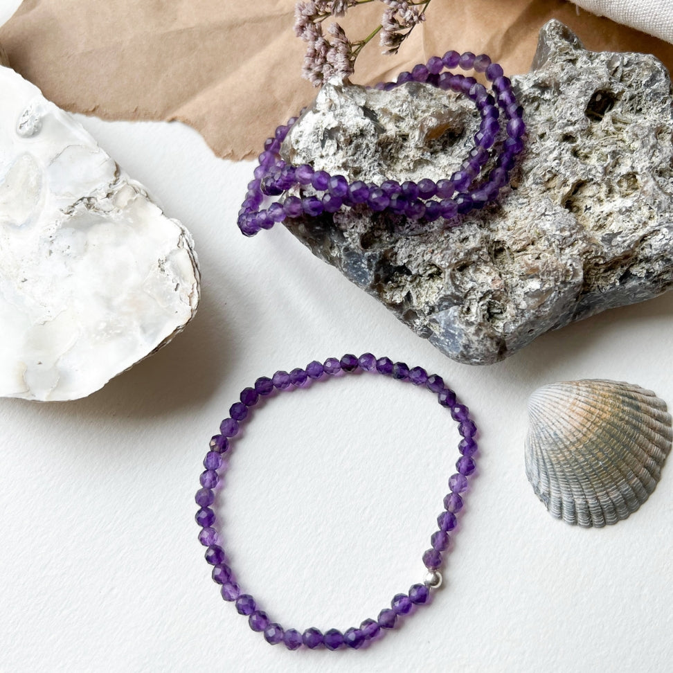 
                  
                    Amethyst Armband - Clarity
                  
                