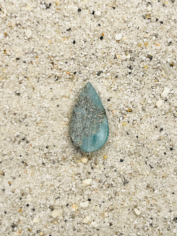 
                  
                    Larimar Cabochons NR.1
                  
                